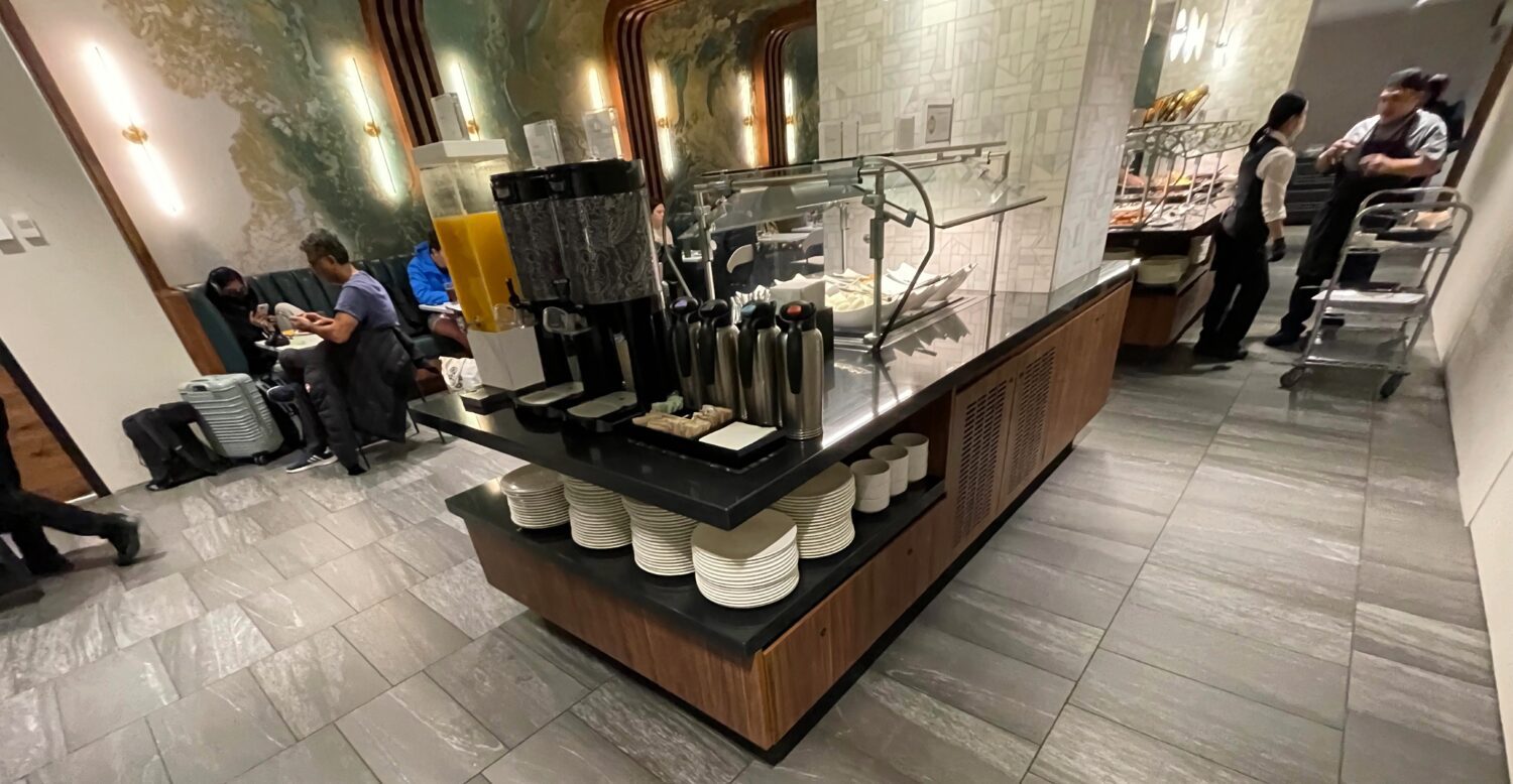 Amex Lounge SEA Buffet Area 2