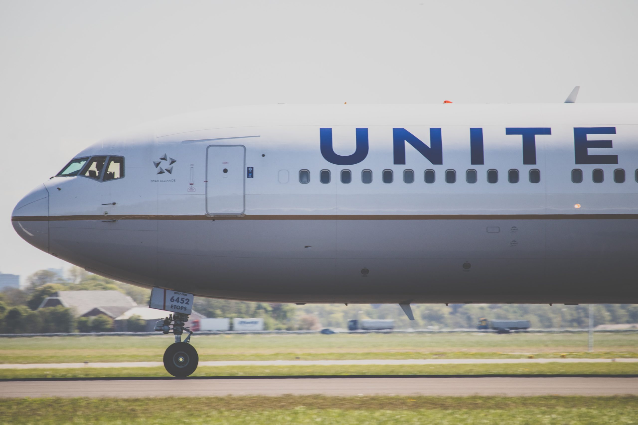 United Adds Nonstop Flights to Morocco, Colombia
