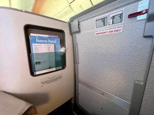 Hawaiian first class 787 door shut inside