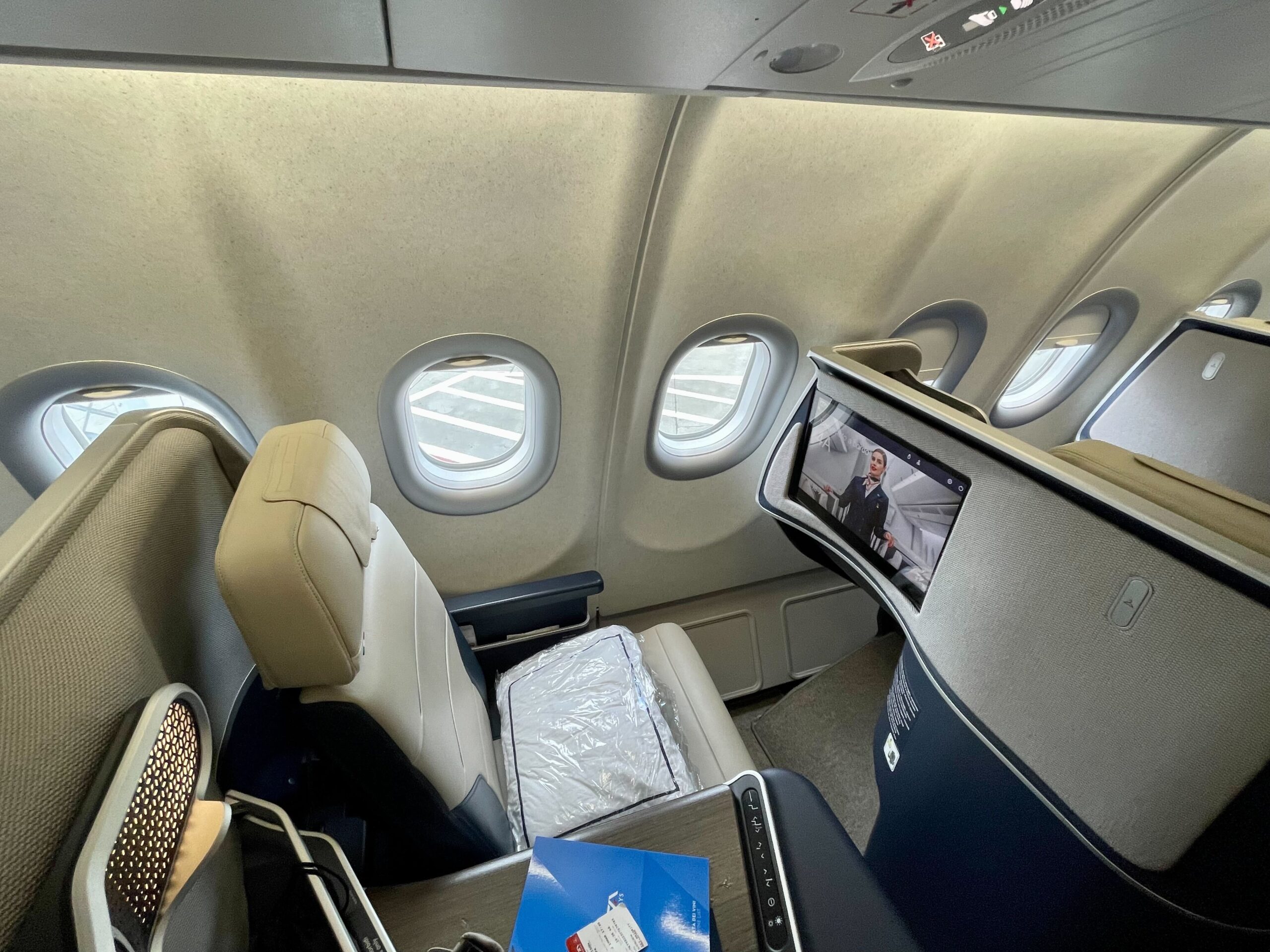 ITA Airways business class seat